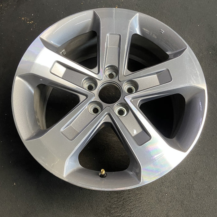 18" PILOT 23 18x8 alloy 5 spoke straight spoke Original OEM Wheel Rim