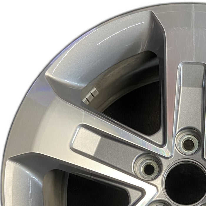 18" PILOT 23 18x8 alloy 5 spoke straight spoke Original OEM Wheel Rim