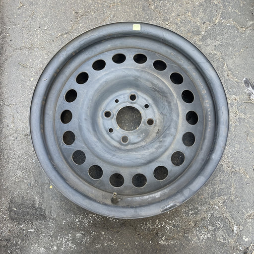 15" FIAT 500 12-13 , 15x6, steel Original OEM Wheel Rim - Additional View