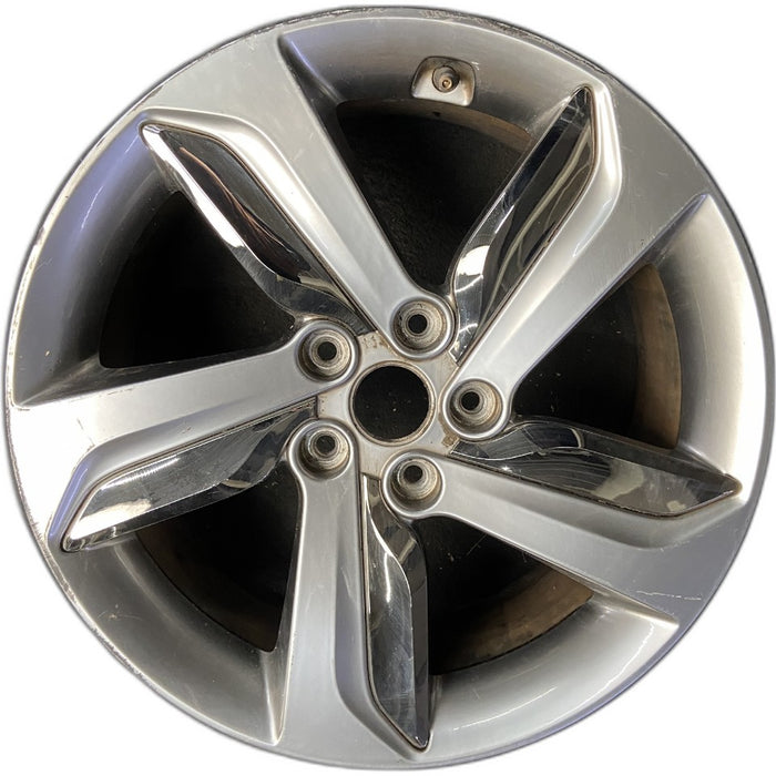 18" VELOSTER 13 18x7.5 w/o body color accents; w/chrome inserts turbo Original OEM Wheel Rim