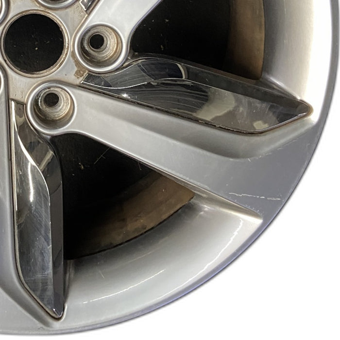 18" VELOSTER 13 18x7.5 w/o body color accents; w/chrome inserts turbo Original OEM Wheel Rim