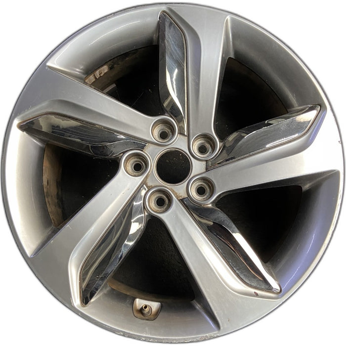 18" VELOSTER 13 18x7.5 w/o body color accents; w/chrome inserts turbo Original OEM Wheel Rim