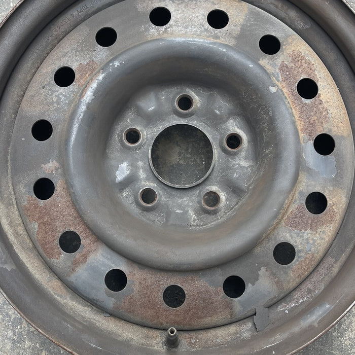 16" ALTIMA 02-04 16x6.5, steel Original OEM Wheel Rim - Angle View