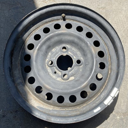 15" VERSA 20-25 15x6.5 Original OEM Wheel Rim - Front View