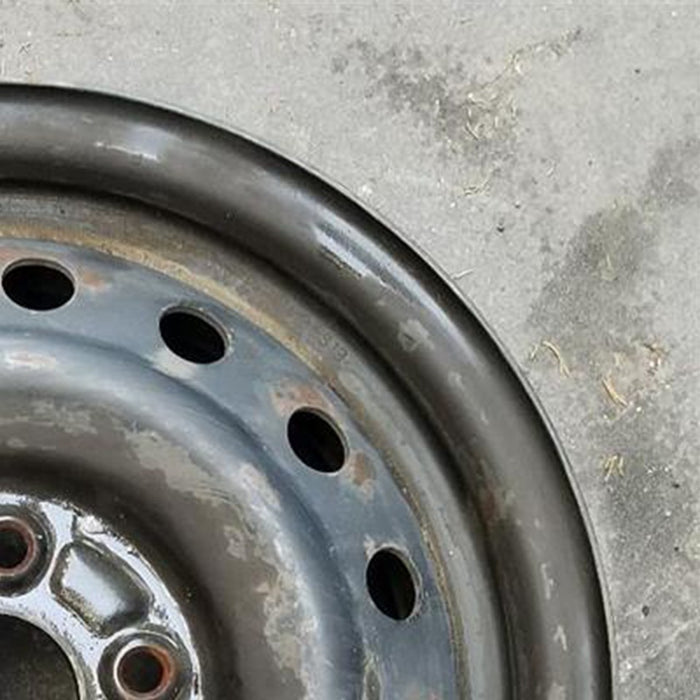 15" ACCORD 95-97 15x6, steel Original OEM Wheel Rim - Close-Up Detail