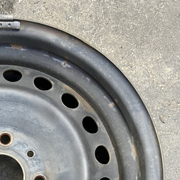16" SENTRA 07-12 16x6.5, steel Original OEM Wheel Rim - Close-Up Detail