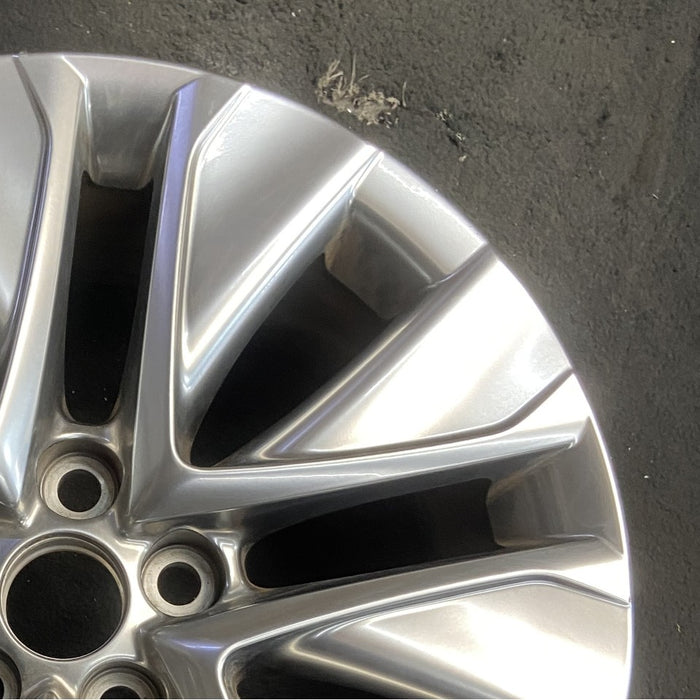 19" MIRAI 21-25 19x8 5 V spoke silver Original OEM Wheel Rim