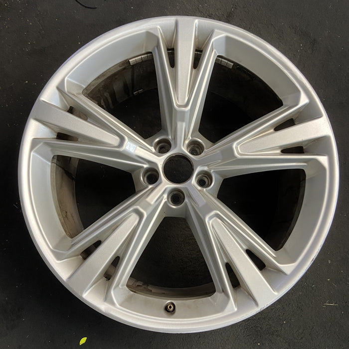 21" Q8 19 21x10 Original OEM Wheel Rim - Additional View
