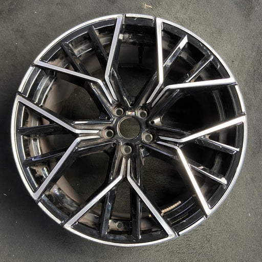 20" M8 20-21 20x10.5, 20 spoke , w/o competition package Original OEM Wheel Rim - Additional View