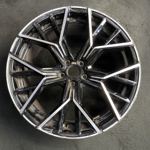 20" M8 20-21 20x10.5, 20 spoke , w/o competition package Original OEM Wheel Rim - Additional View