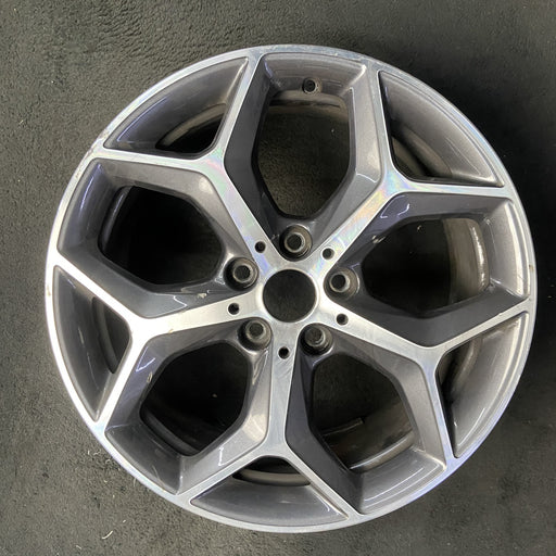 18" BMW X1 16-20 18x7.5 , , solid Y spoke Original OEM Wheel Rim - Additional View