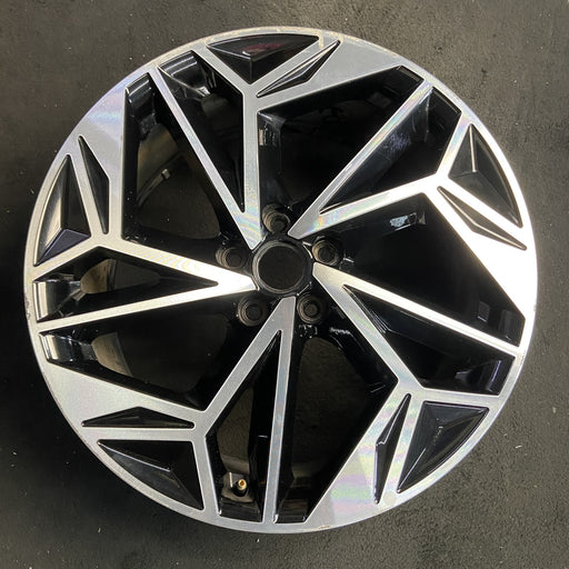 20" IONIQ 6 23-25 20x8.5 Original OEM Wheel Rim - Additional View