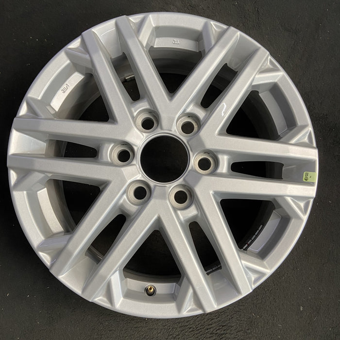18" SEQUOIA 23-24 18x7.5, 6 double spoke, silver Original OEM Wheel Rim - Additional View