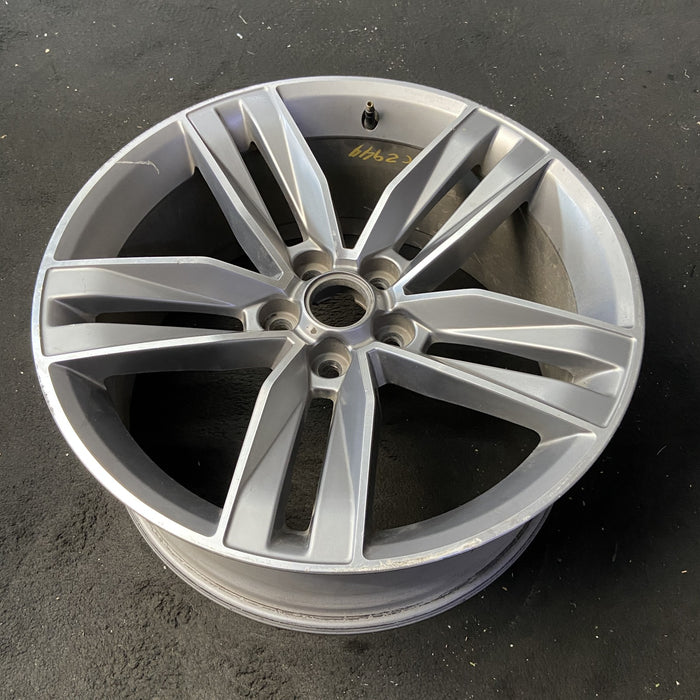 20" CAMARO 16 20x8.5, 5 split spoke, machined face Original OEM Wheel Rim - View 8