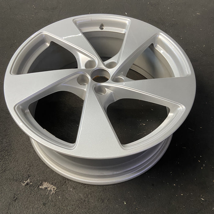 20" AUDI Q5 25 , 20x8, 5 spoke, solid spoke Original OEM Wheel Rim - View 8