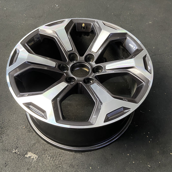20" YUKON 25 20x9, 6 spoke, carbon flash Original OEM Wheel Rim - View 8