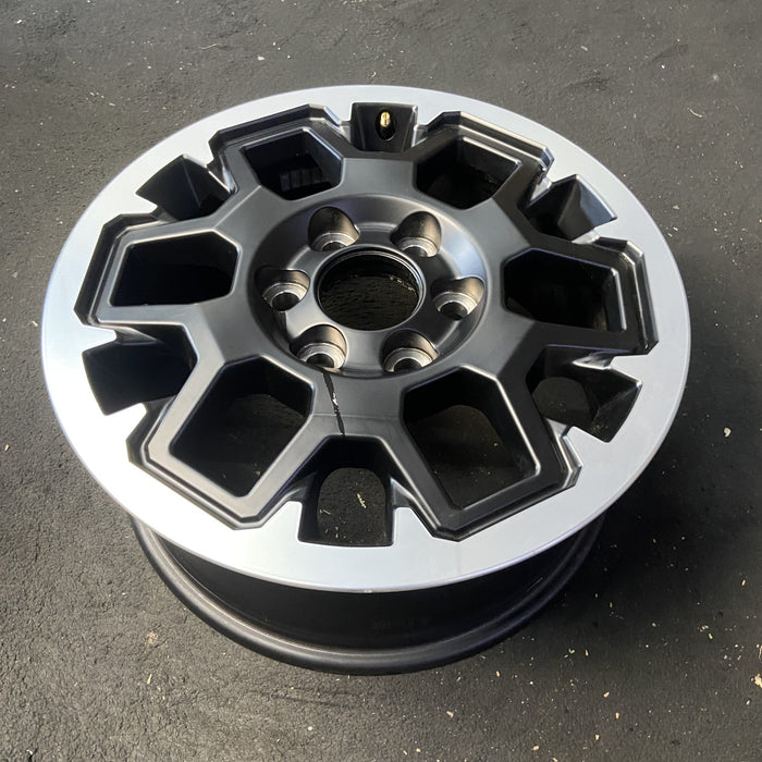 18" 4 RUNNER 25 18x7.5, machined finish Original OEM Wheel Rim - View 8