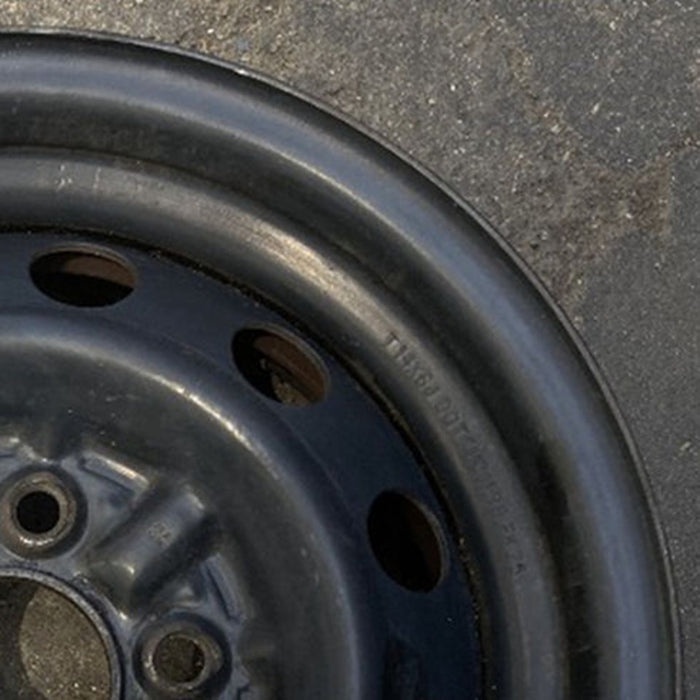 14" TACOMA 95-00 14x6 , steel Original OEM Wheel Rim - Close-Up Detail