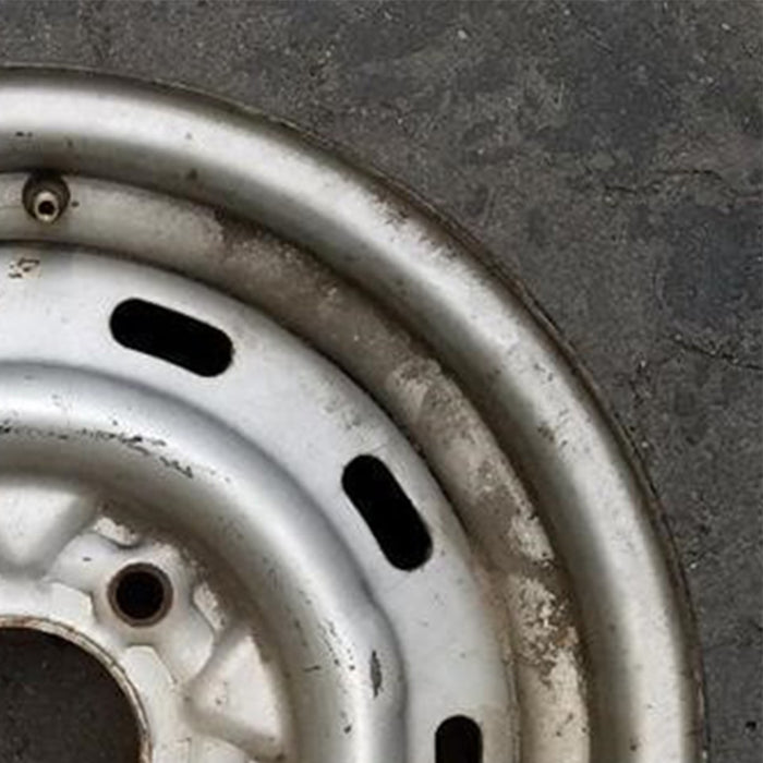 15" BRONCO 92-96 15x6 Original OEM Wheel Rim - Close-Up Detail