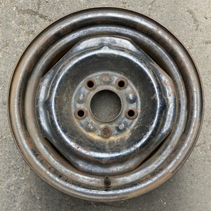 14" APOLLO 73-75 14x5 Original OEM Wheel Rim - Front View