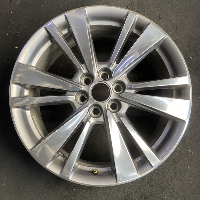 20" XT5 20-25 20x8, 6 split spoke Original OEM Wheel Rim - Additional View