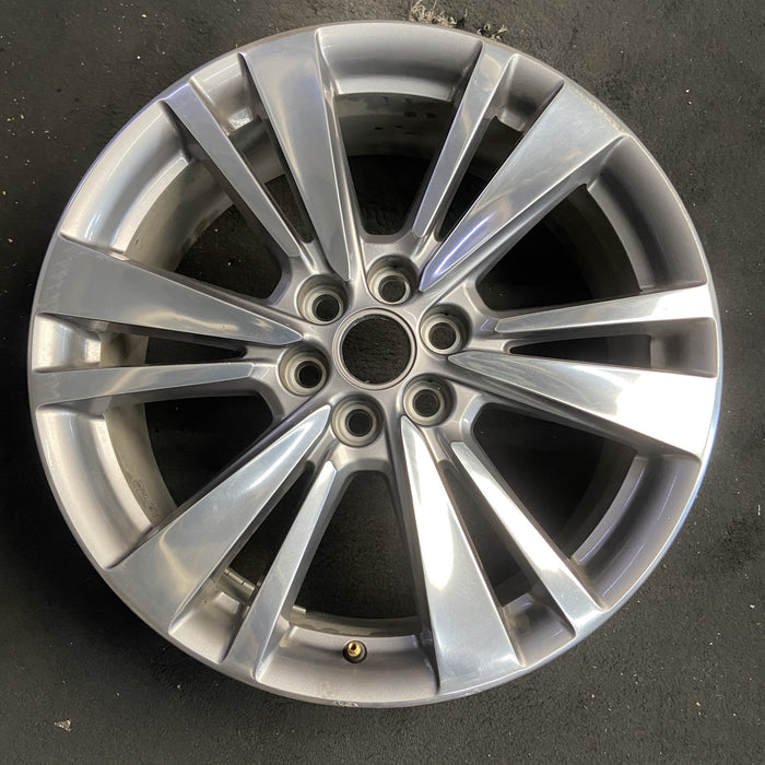 20" XT5 20-25 20x8, 6 split spoke Original OEM Wheel Rim - Additional View