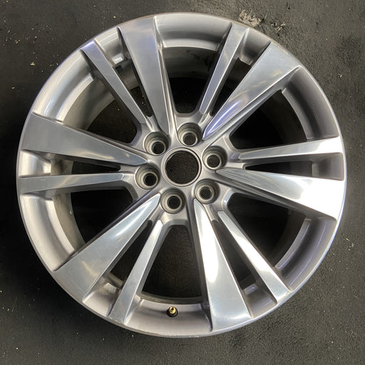 20" XT5 20-25 20x8, 6 split spoke Original OEM Wheel Rim - Additional View