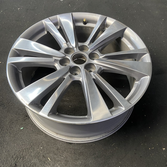 20" XT5 20-25 20x8, 6 split spoke Original OEM Wheel Rim - View 8