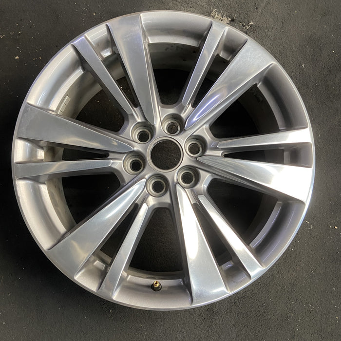 20" XT5 20-25 20x8, 6 split spoke Original OEM Wheel Rim - Additional View