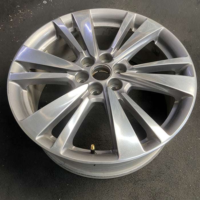 20" XT5 20-25 20x8, 6 split spoke Original OEM Wheel Rim - View 7