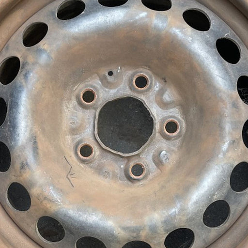 15" MALIBU 04-05 VIN Z , 15x6.5, steel Original OEM Wheel Rim - Angle View