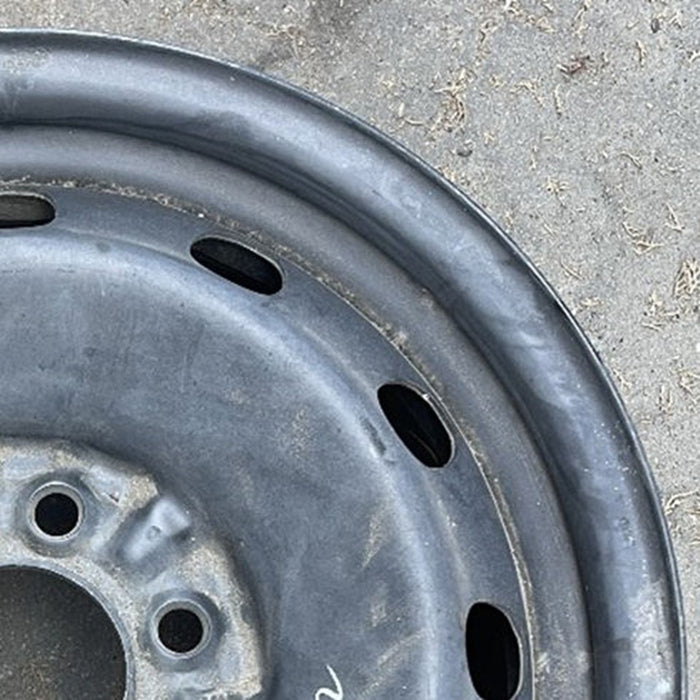 17" EXPEDITION 04 , 12 hole, Original OEM Wheel Rim - Close-Up Detail