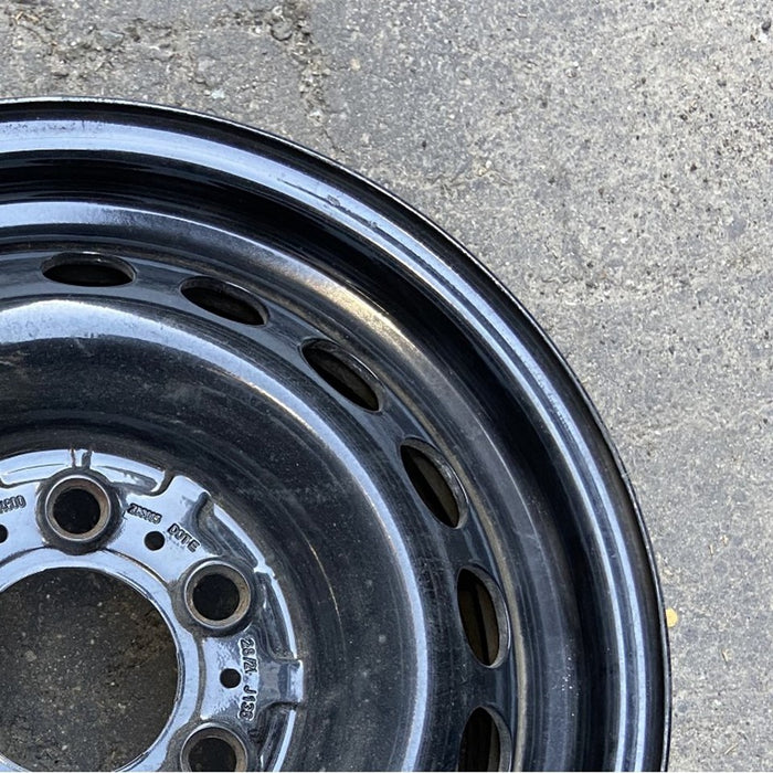 16" ESPRINTER 2500 24-25 16x6.5, steel Original OEM Wheel Rim - Close-Up Detail