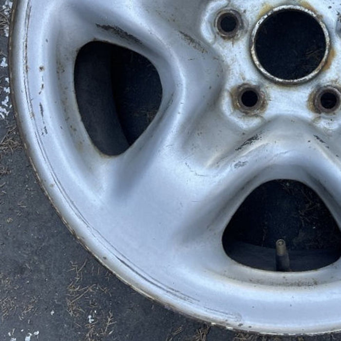 16" HIGHLANDER 01-02 , steel Original OEM Wheel Rim - Additional View