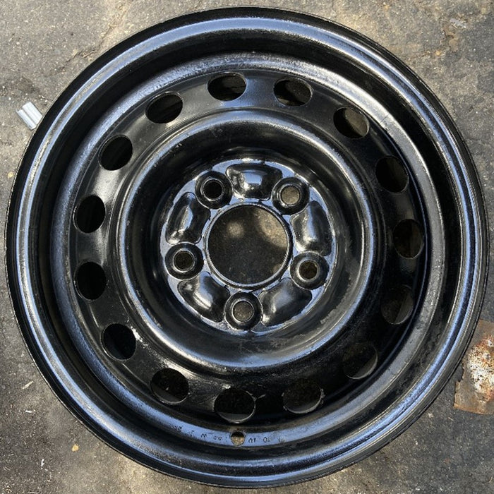 14" AVENGER 95-96 14x5.5, 15 holes Original OEM Wheel Rim - Front View