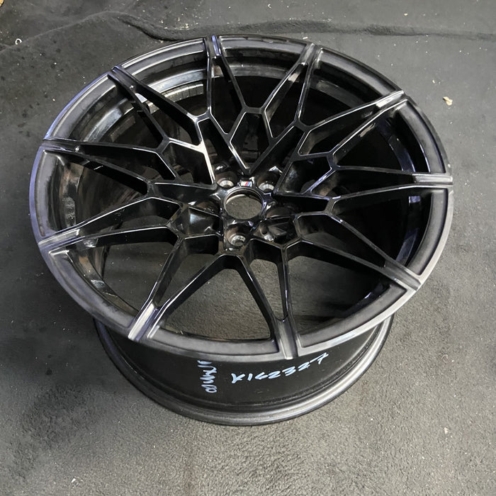 20" BMW M3 21-25 20x10.5, 10 V spoke, w/o machined face Original OEM Wheel Rim - View 7