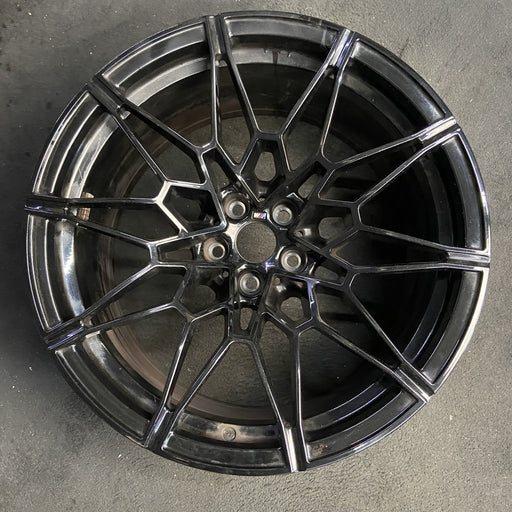 20" BMW M3 21-25 20x10.5, 10 V spoke, w/o machined face Original OEM Wheel Rim - Additional View
