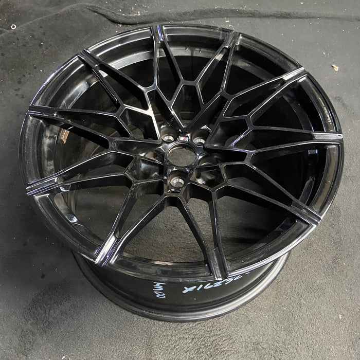20" BMW M3 21-25 20x10.5, 10 V spoke, w/o machined face Original OEM Wheel Rim - View 7