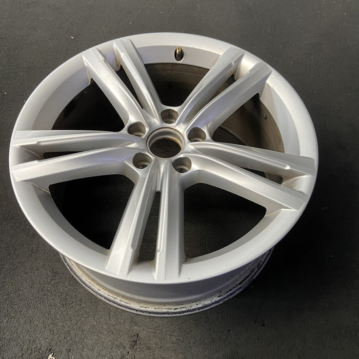 18" PASSAT 12-15 18x8 , 5 double spoke Original OEM Wheel Rim - View 8