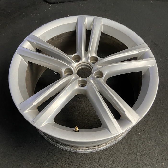 18" PASSAT 12-15 18x8 , 5 double spoke Original OEM Wheel Rim - View 7