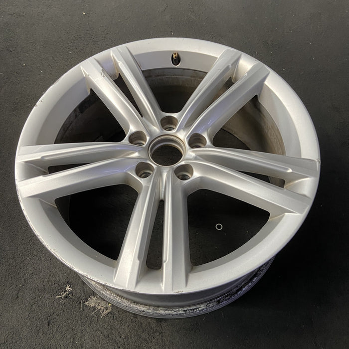 18" PASSAT 12-15 18x8 , 5 double spoke Original OEM Wheel Rim - View 8