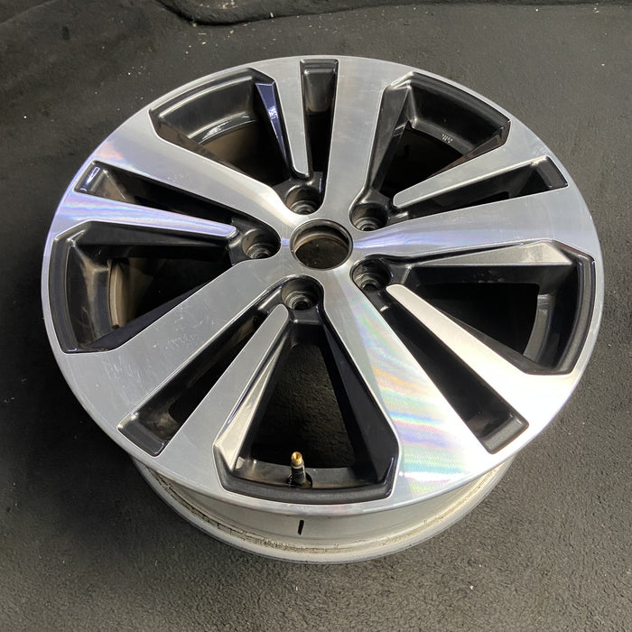 18" LEGACY 18 18x7 , 5 spoke , dark gray inlay Original OEM Wheel Rim - View 7