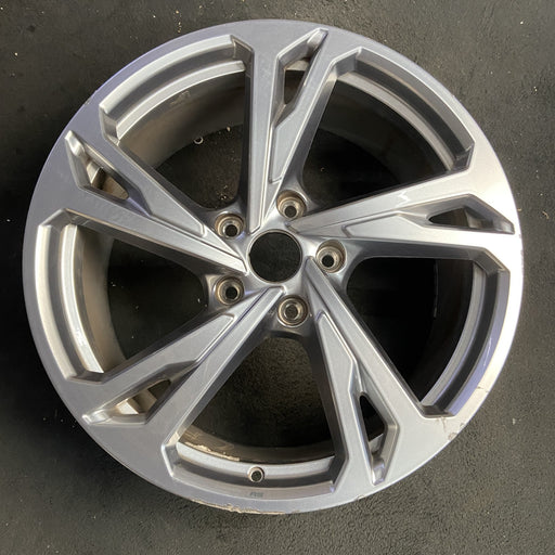20" E-TRON GT 22-24 20x9, silver Original OEM Wheel Rim - Additional View