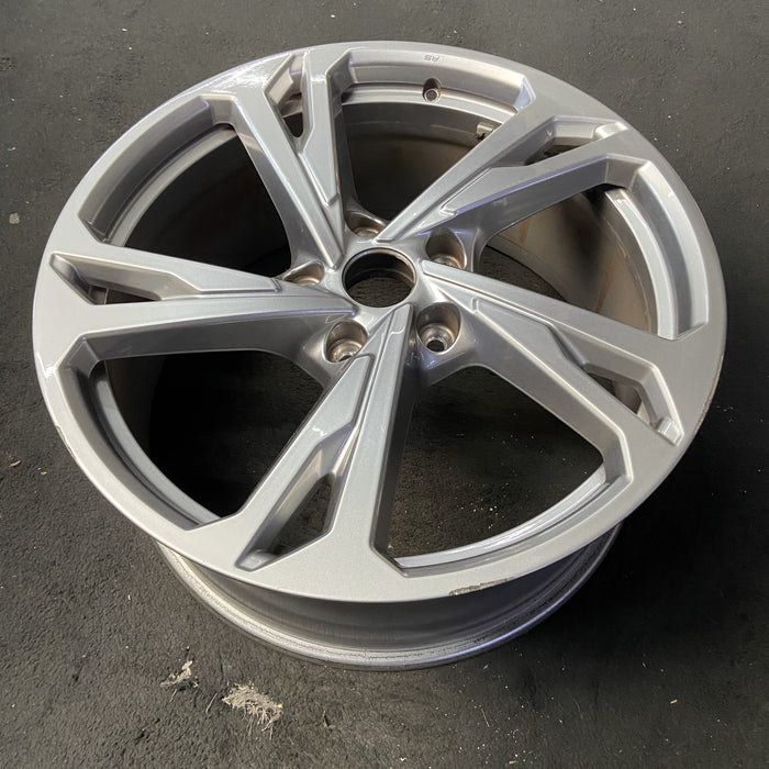 20" E-TRON GT 22-24 20x9, silver Original OEM Wheel Rim - View 8