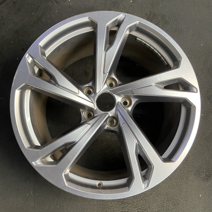 20" E-TRON GT 22-24 20x11, silver Original OEM Wheel Rim - Additional View