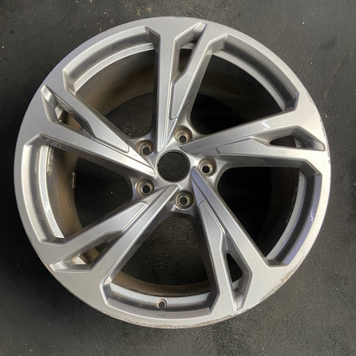 20" E-TRON GT 22-24 20x11, silver Original OEM Wheel Rim - Additional View