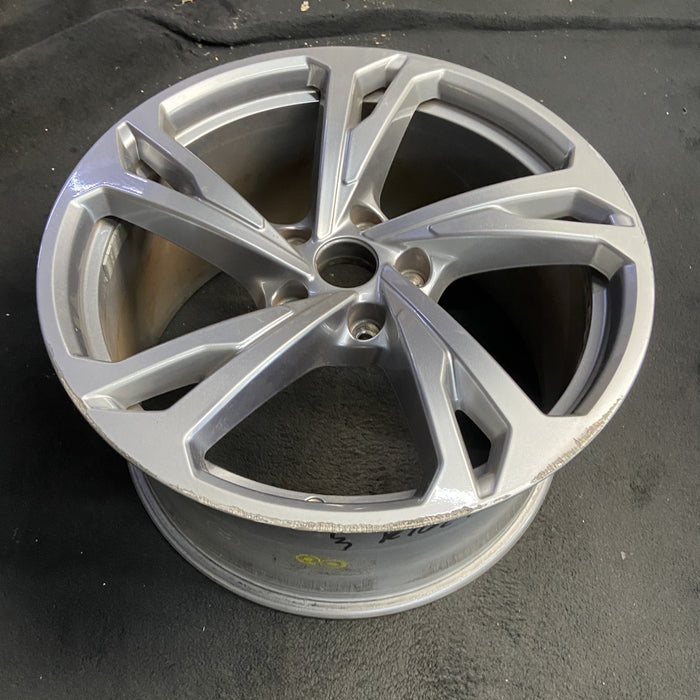 20" E-TRON GT 22-24 20x11, silver Original OEM Wheel Rim - View 7