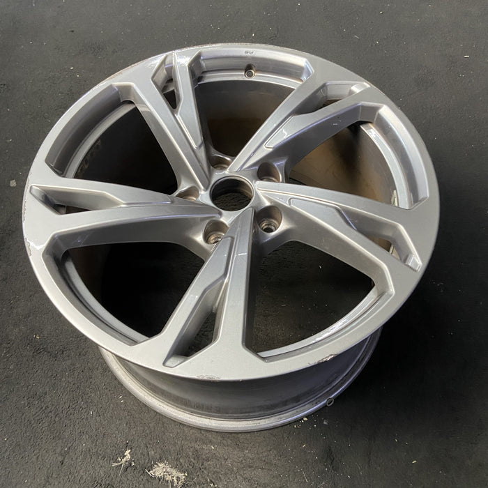 20" E-TRON GT 22-24 20x11, silver Original OEM Wheel Rim - View 8
