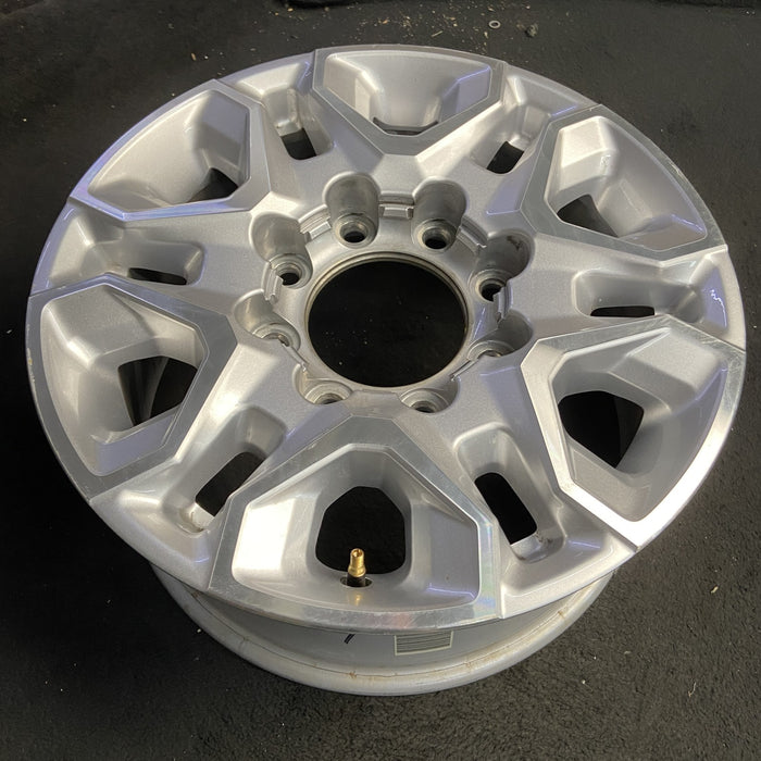 18" SILVERADO 2500 PICKUP 20 18x8, aluminum Original OEM Wheel Rim - View 7