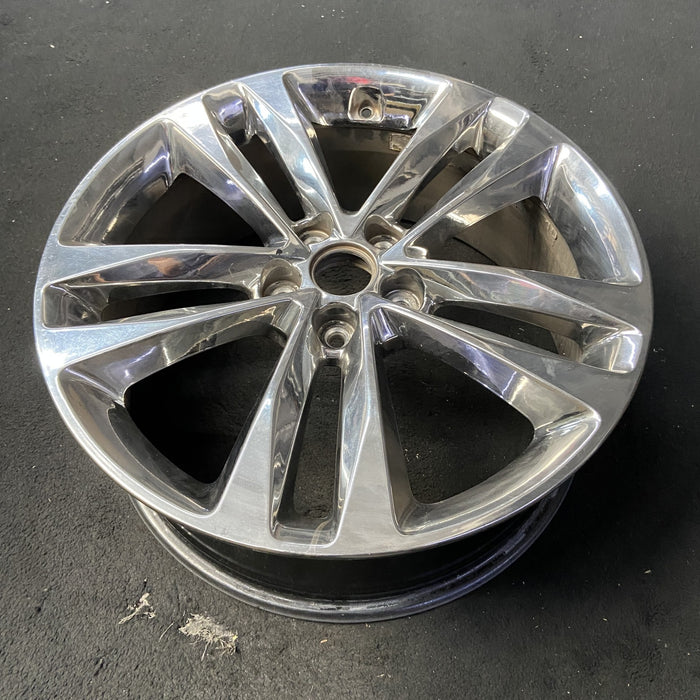 19" SORENTO 14-15 19x7.5 , chrome finish, V shape large opening, w/o Original - View 8